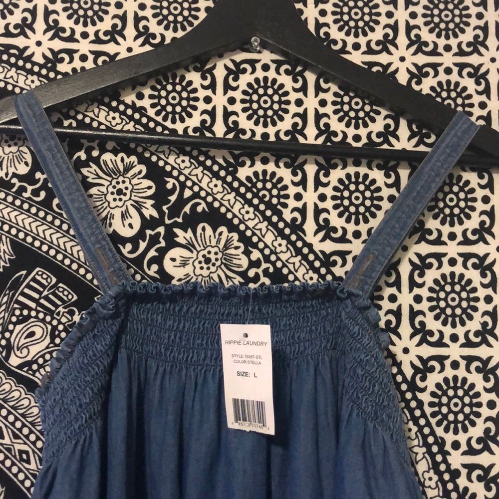 Dress - Picture 5 of 5
